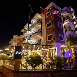 מלון Area, קסאמיל